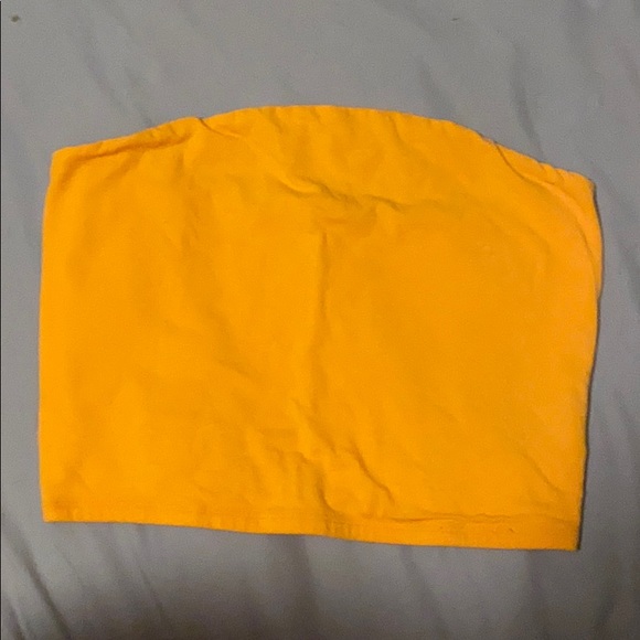 yellow tube top. garage size M - Picture 3 of 3